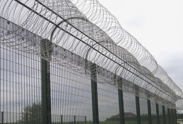 Razor Wire Mesh Fence